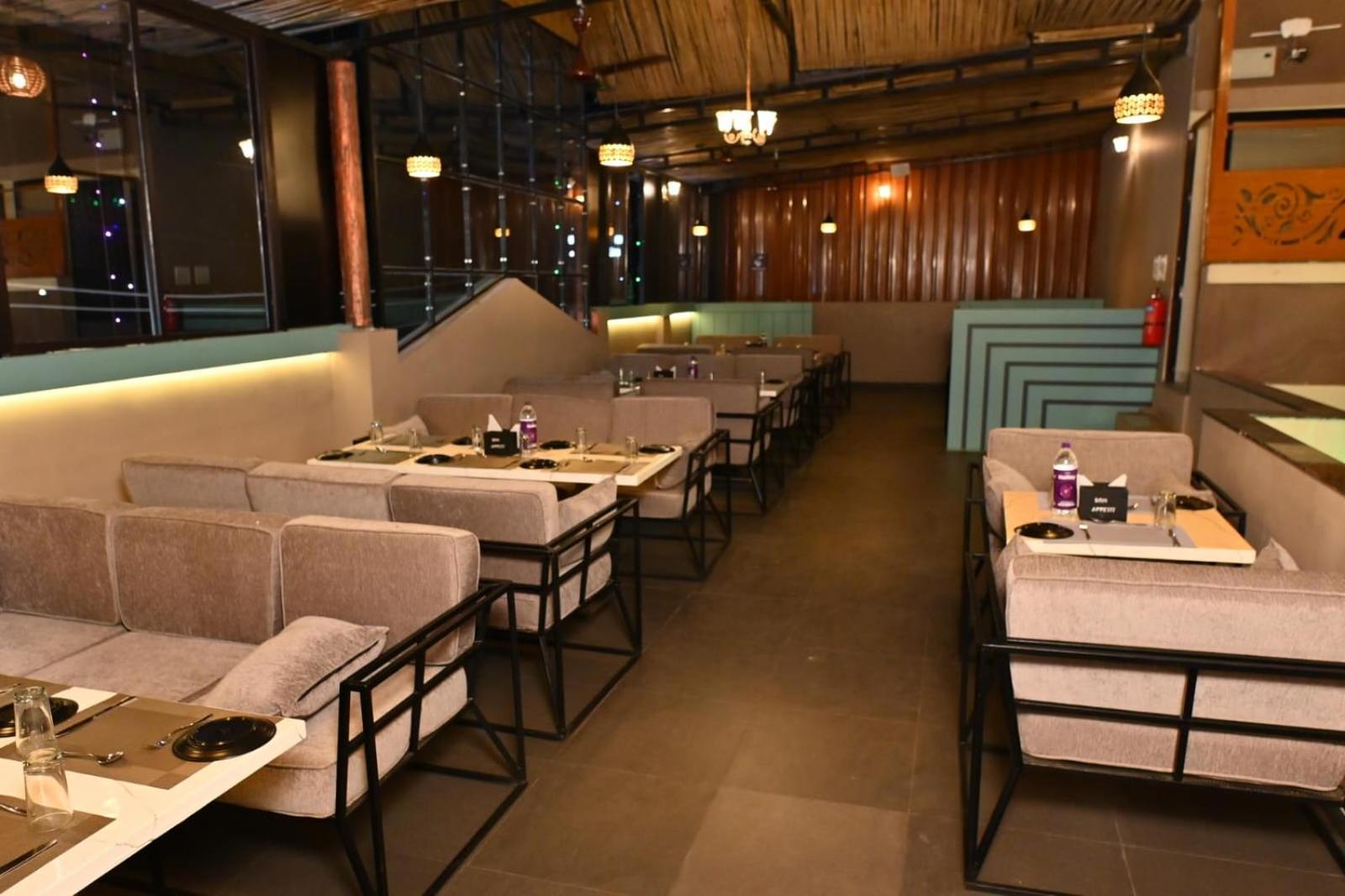 Hotel The Apple Tree Indore